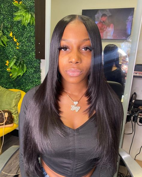 Hairstyles Layered, Black Hair Inspiration, Silky Straight Hair, Inspired Hairstyles, Straight Layered Hair, Classy Hairstyles, Big Box Braids Hairstyles, Layered Cut, Closure Wigs