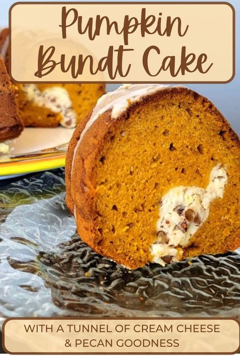 slices of pumpkin Bundt cake with a tunnel of cream cheese filling running through the middle Quick Holiday Desserts, Pumpkin Bundt Cake Recipes, Cake With Cream Cheese Filling, Coffee Cake Loaf, Pumpkin Pound Cake, Pumpkin Bundt, Fun Thanksgiving Desserts, Pumpkin Bundt Cake, Bundt Cake Recipe