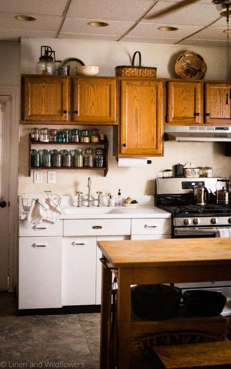 These 11 Ways to Update Your Kitchen Without Remodeling to give it new life make it look pretty and inviting and add value at the same time. Different Wood Tones In Kitchen, Vintage Farmhouse Sink, Top Kitchen Trends, Staining Cabinets, White Appliances, White Subway Tile, Installing Cabinets, Kitchen Hardware, Kitchen Trends