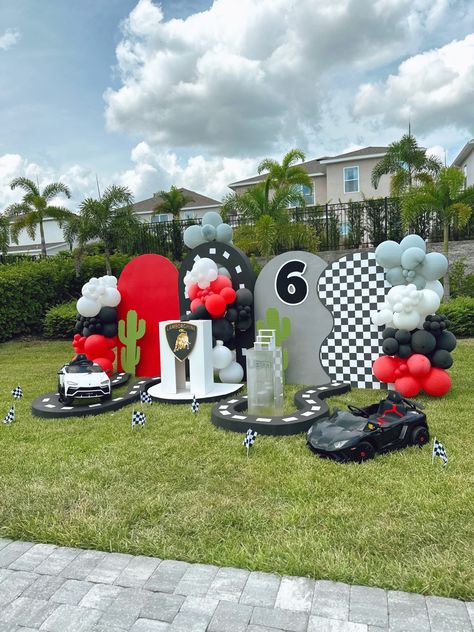 Ferrari Birthday Party Ideas, Race Car Backdrop, Two Fast Two Furious, Cars Birthday Party Decorations, Cars Birthday Party, Car Themed Parties, Car Birthday Theme, Race Car Birthday Party, Boy Birthday Party Themes