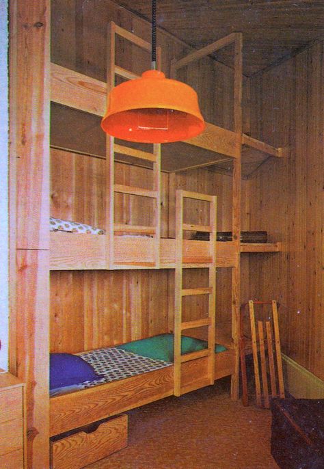 Room Ideas Bunk Beds, Atrium House, 70s Interior, 1970s Design, Vintage Interior Design, Garden Lights, Bunk House, Vintage Interior, Bohemian Rhapsody