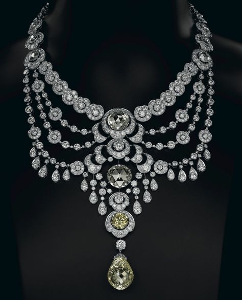 Cartier - absolute indulgence Bridal Jewels inspires www.carolanndickson.co.uk Diamond Drop Necklace, Diy Collier, Cartier Jewelry, Royal Jewels, Royal Jewelry, Fabulous Jewelry, Diamond Pendant Necklace, Drop Necklace, Modern Jewelry