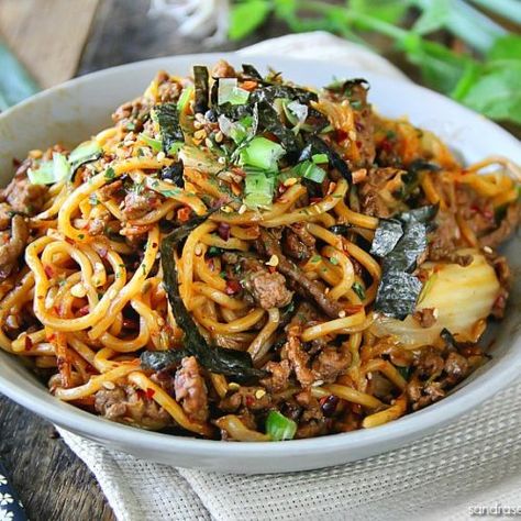 Beef Kimchi Yakisoba - Teriyaki Flavor - Sandra's Easy Cooking Ground Beef Yakisoba Recipe, Beef Yakisoba Recipe, Beef Yakisoba, Yakisoba Recipe, Recipe With Ground Beef, Vegan Kimchi, Kimchi Recipe, Food Contest, Global Cuisine