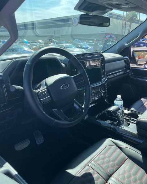 Ford Car Aesthetic, Ford F150 Interior, Single Cab Trucks, Ford Interior, Ford Trucks F150, Dream Future, Ford Car, New Photo Download, Ford Cars