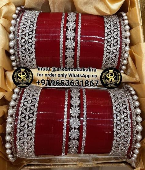 Chura Designs Bridal, Indian Wedding Bangles, Punjabi Chura, Bridal Chooda, Wedding Chura, Wedding Bangles, Red Bangles, Bridal Jewellery Inspiration, Wedding Jewelry Sets Bridal Jewellery