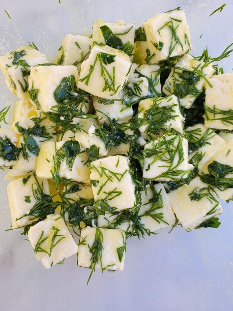 This marinated feta is filled with simple flavors that make an easy appetizer recipe. Fresh garlic, dill, parsley, lemon juice, and quality olive oil are what make this recipe so delicious. Marinated Feta, Easy Appetizer Recipes, Fresh Garlic, So Delicious, Appetizers Easy, Gluten Free Vegetarian, Healthy Fats, Feta Cheese, Lemon Juice