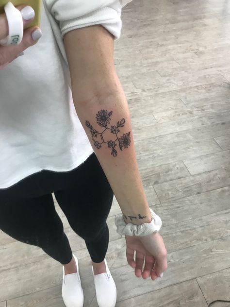 Caffeine Molecule Tattoo, Caffeine Tattoo, Mental Health Tatoos Ideas, Molecule Tattoo, Tattoos Inspo, Caffeine Molecule, Taurus Tattoos, Health Tattoo, Science Art