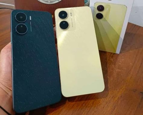 Vivo Y16 Leaked Live Image Offers Glimpse at Colour Options Ahead of Launch Check more at https://www.techonnews.net/vivo-y16-leaked-live-image-offers-glimpse-at-colour-options-ahead-of-launch/ Homemade Phone Cases, Vivo Y16, Hp Vivo, Cake Chocolate, Plastic Sheets, Operating System, Burgundy Red, Fast Charging, Touch Screen