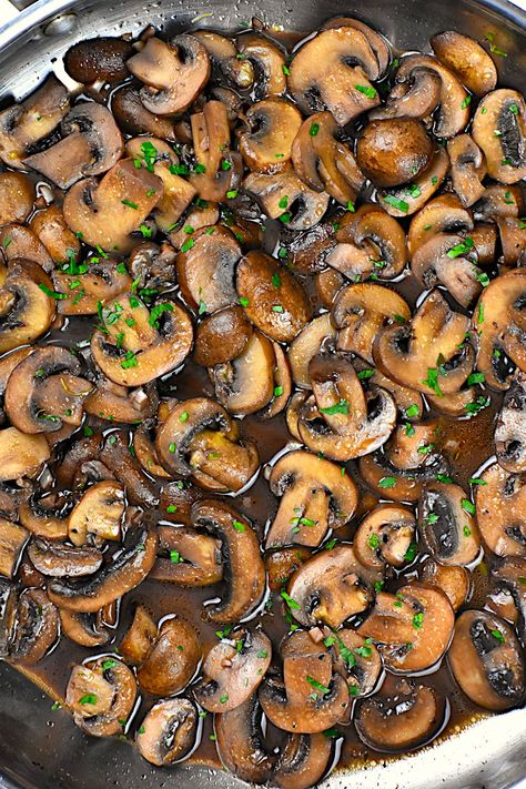 Red Wine Mushroom Sauce for Steak Wild Mushroom Sauce For Steak, Red Wine Mushroom Pasta, Sherry Wine Sauce, Red Wine Mushroom Sauce Steaks, Mushroom Wine Sauce For Steak, Garlic Sauce For Steak, Red Wine Steak Sauce, Mushrooms For Steak, Mushrooms In Wine Sauce