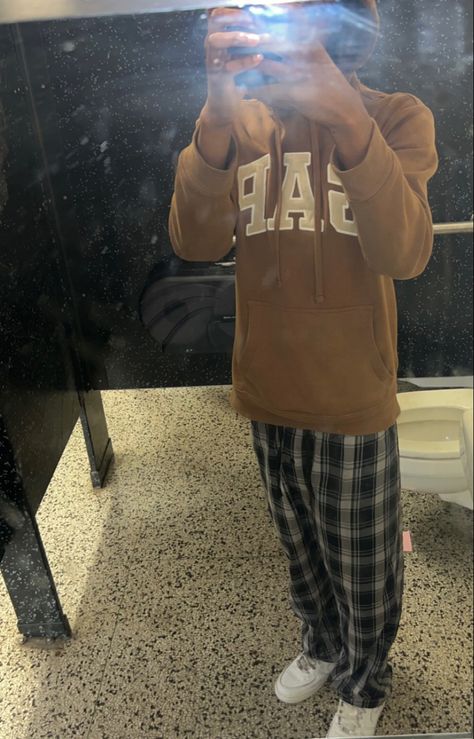 Boy Mirror Picture, Cozy Road Trip, Boy Mirror, Birthday Dream, Pj Outfit, Pajamas Aesthetic, Road Trip Outfit, Trip Outfit, Pajamas Pants