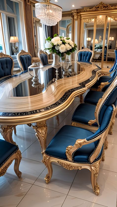 Royal Dining Room, Luxury Dining Room Mansions, Royal Dining Table, Castle House Design, Dining Room Design Luxury, Beautiful Bedroom Decor, House Interior Design Styles, Bedroom Interior Design Luxury, Interior Design Your Home