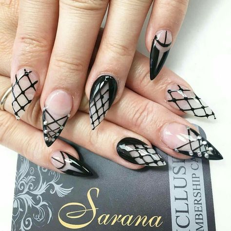 Stocking Nails, French Tip Nails Glitter, Fishnet Nails, Art Corset, Corset Nails, Tuxedo Nails, Black And White Nails, Lace Nail Art, Sharp Claws