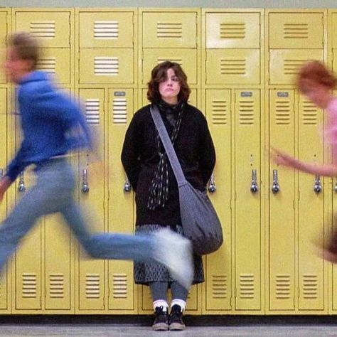 Allison Reynolds, 80s Aesthetic, The Breakfast, The Breakfast Club, Lockers, Running, Yellow