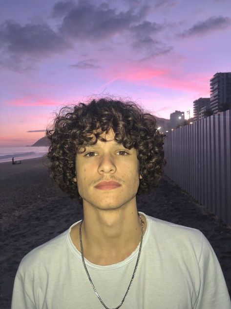 Full Curly Hair, Curly Hairstyles Men, Curly Boy, Long Curly Hair Men, 3a Hair, Men's Curly Hairstyles, Long Curly Haircuts, Guy Haircuts Long, Men Haircut Curly Hair