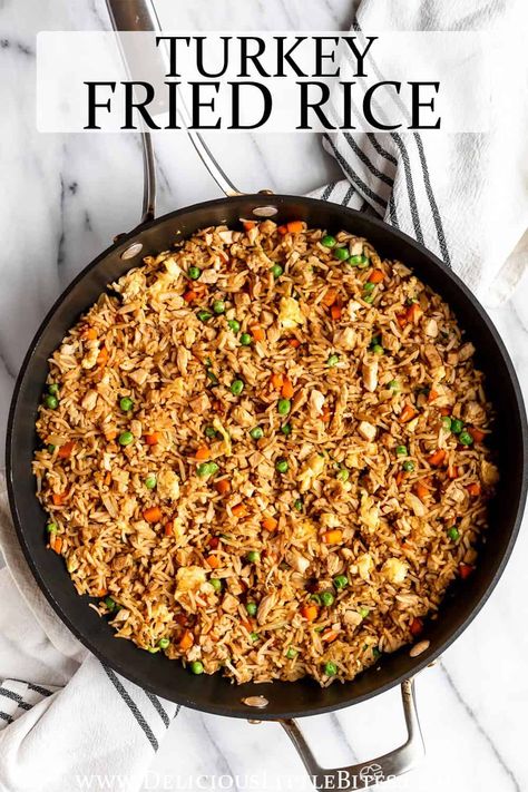 Turkey Fried Rice is an easy way to turn leftover turkey into a whole new meal with a whole new flavor profile. It's made with rice and veggies in a flavorful sauce and is perfect for a quick lunch or dinner. Turkey Fried Rice Recipe, Turkey Fried Rice, Rice Stir Fry, Turkey And Rice, Rice And Veggies, Turkey Rice, Quinoa Recipes Easy, Quinoa Recipe, Asian Rice