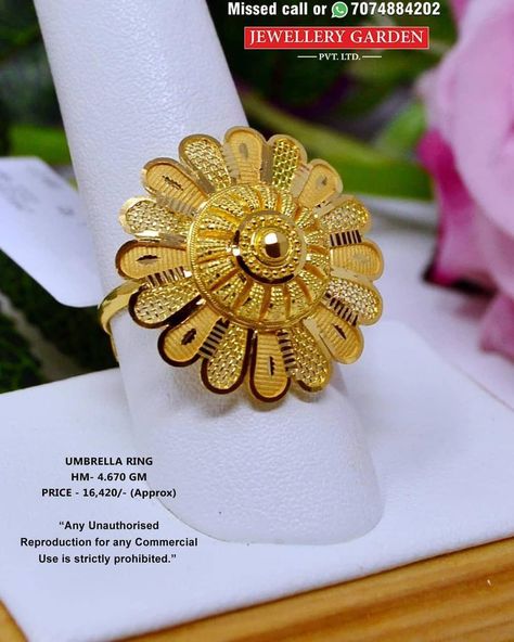 #SilverWithGoldJewelry Product ID:1559629499 #goldjewelleryunique Finger Ring Design For Ladies, Anguthi Design Gold, Dubai Gold Jewelry Rings, Ladies Rings Gold Design, Diamond Gold Rings, Ladies Finger Ring, Ladies Gold Rings, Gold Ring Design, Beautiful Gold Rings