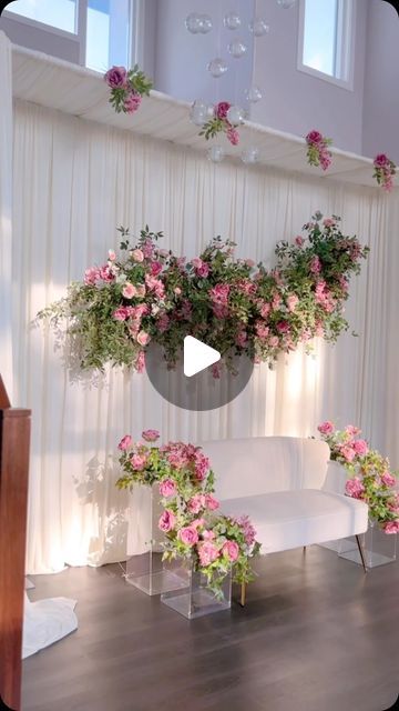 Easy Floral Backdrop, Function Decoration Ideas, Diy Flower Curtain Backdrop, Floral Backdrop Ideas, Floral Stage Decor Backdrop Ideas, Flower Curtain Backdrop On Arch, Flower Photo Backdrop Dbackdrop, Diy Photo Booth Backdrop, Party Layout