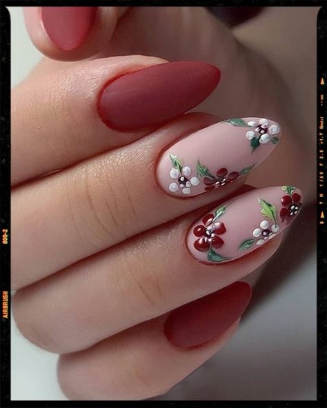 Almond Nails - Summer Nails - Acrylic Nails Nails With Red, Red Nail Art Designs, Simple Spring Nails, Red Nail Art, Flower Nail Art, Cool Nail Designs, Chic Nails, Red Flower, Flower Nails