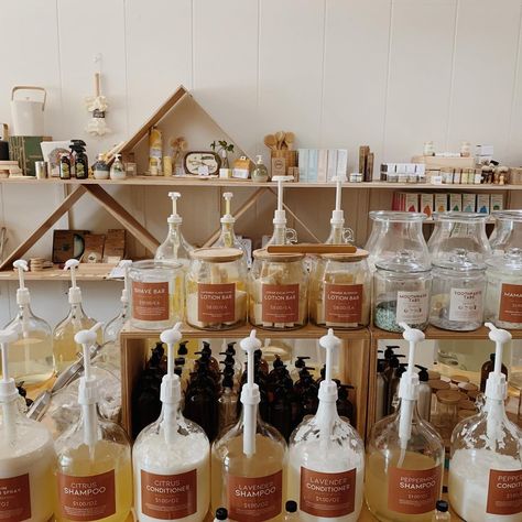 Sustainable Retail Store, Zero Waste Grocery Store Design, Essential Oil Market Stall, Soap Shop Jars, Soap Refill Station Store, Refill Store, Refill Shop, Organic Store, Own Business Ideas