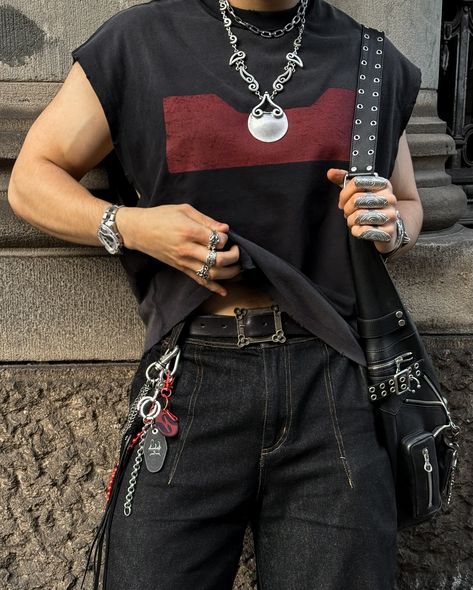 EVER SINCE I WAS A JIT… 🗣️👺 Rockstar Punk Outfit, Aesthetic Clothes For Boys, Rockstar Bf Outfit, Mens Rock Fashion, Rockstar Style Men, Rock Outfit Men, Rockstar Clothes, Boy Outfit Ideas, Rockstar Bf