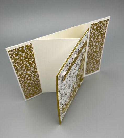 Robbie Susan's Cards and Crafts: Book Bind Z-Fold Gold and White Card for the Stamping with Friends Blog Hop Book Bind Z Fold Card, Z Fun Fold Cards, Book Binding Z Fold Card, Lisa Cursio Cards, Book Binding Cards Tutorial, Book Fold Cards, Fancy Folds Cards Tutorials, Scrap Cards Ideas, New Stampin Up Cards 2023-2024