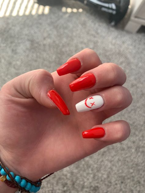 Red And White Summer Nails, Easy Acrylic Nail Ideas For Beginners, Cute Nail Designs Red, Red Nails Design Classy, Red Nail Designs Coffin, Easy Acrylic Nail Ideas, Fire Design Nails, Firefighter Nails, Painted Nails Ideas Polish