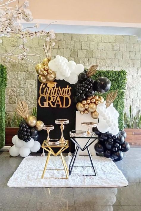 Graduation Party, Grad Party, backyard grad party City Decorations, Backyard Graduation Party Ideas, Kindergarten Graduation Decorations, Party City Decorations, Diy Graduation Decorations, Prom Backdrops, Glitter Party Decorations, Graduation Party Backdrops, Backyard Graduation Party