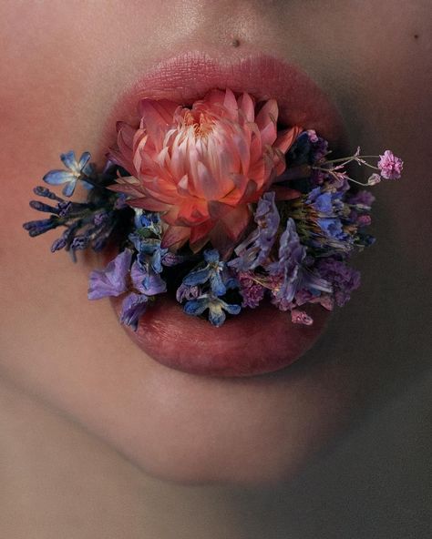 Taylor Scott - Photo shared by Marta Blue on January 12, 2022 tagging @dazedbeauty. May be a closeup of flower. – Savee Flower Photoshoot, Creative Portrait Photography, Poses References, Ap Art, Photo Projects, Creative Portraits, 인물 사진, Photography Inspo, Copic