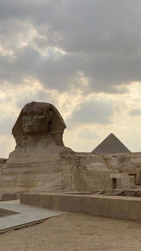 Egypt Travel Aesthetic, Aesthetic Egypt, Egypt Wallpaper, Egypt Aesthetic, The Sphinx, Art Deco Interior Design, Egypt Travel, Giza, Art Deco Interior