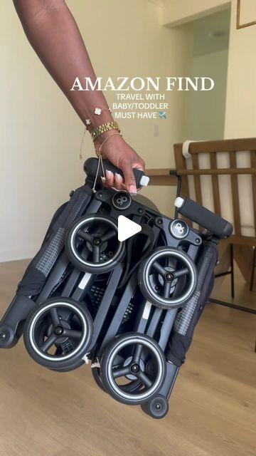 Ashley on Instagram: "Traveling with small children can be a pain but it doesn’t have to be ✈️  COMPACT STROLLER  Comment SHOP below to receive a DM with the link to shop this post on my LTK ⬇ https://liketk.it/4LweJ" Compact Stroller For Travel, Travel Stroller Airplane, Aesthetic Stroller, Stroller Storage Ideas, Travel With Toddler, Stroller Hacks, Baby Gadget, Best Toys For Kids, Stroller Storage