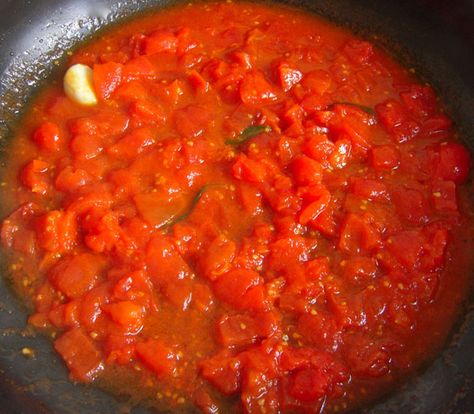 sugo di pomodoro fresco Spelt Pasta, Buckwheat Pasta, Pasta Al Pomodoro, Pasta Pomodoro, Cherry Tomato Sauce, 4 Family, Fresh Cherry, Tomato Sauce Recipe, Cherry Tomato