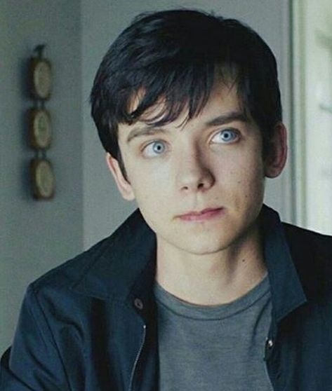 Jacob Portman, Miss Peregrine's Peculiar Children, Wendy Darling, Miss Peregrines Home For Peculiar, Asa Butterfield, Miss Peregrine, Peculiar Children, Home For Peculiar Children, Kane Chronicles