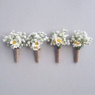 Flowers Simple Bouquet, Wedding Flowers Simple, Wedding Flowers Gypsophila, October Wedding Flowers, Simple Bouquet, Buttonhole Flowers, Gypsophila Wedding, Flowers Simple, Daisy Wedding