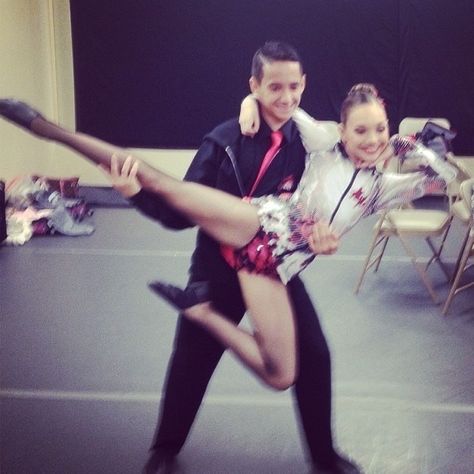 Maddie and Gino duet! Dance Moms Confessions, Dance Moms Clips, Dance Moms Costumes, Dance Moms Facts, Dance Moms Maddie, Dance Moms Moments, Dance Moms Cast, Dance Moms Pictures, Dance Moms Funny