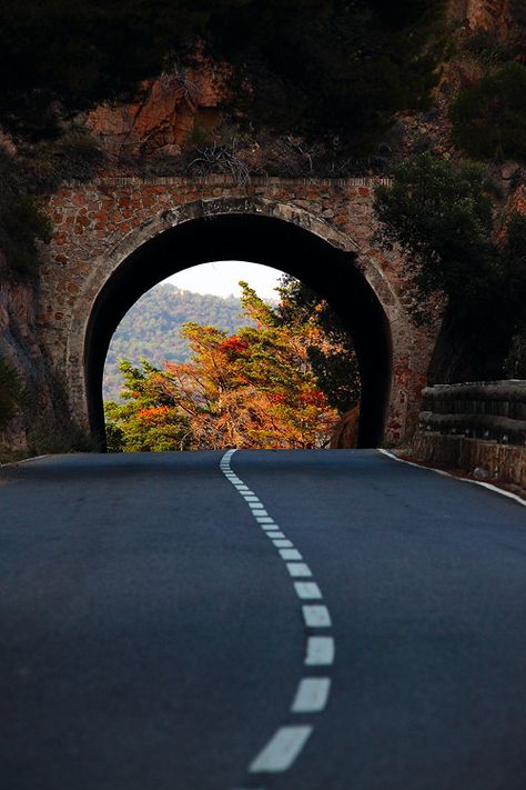 AlilHeavenOnEarth Beautiful Roads, Land Of Enchantment, Winding Road, Basque Country, White Photo, Image Hd, Most Beautiful Places, Beautiful World, Glamping