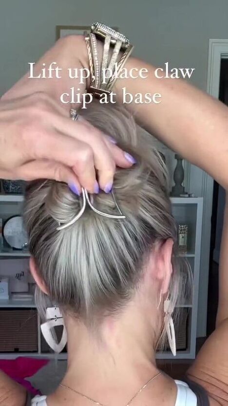 Hair Updos For Thinning Hair, Cute Updos For Thinning Hair, How To Do A Hair Clip Updo, Hair Accessories For Thinning Hair, Updo Tutorial For Short Hair, Hair Clips Style For Short Hair, Clipping Up Short Hair, Ways To Put Up Hair, Hair Clip Medium Length Hair