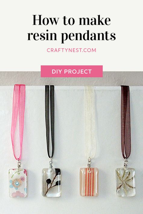 Camp craft: DIY resin pendant necklaces - Crafty Nest Resin Pendant Diy, Epoxy Resin Pendant, How To Make Resin, Resin Jewelry Molds, Fairy Pendant, Resin Pendant Necklace, Resin Jewelry Diy, Background Diy, How To Mix