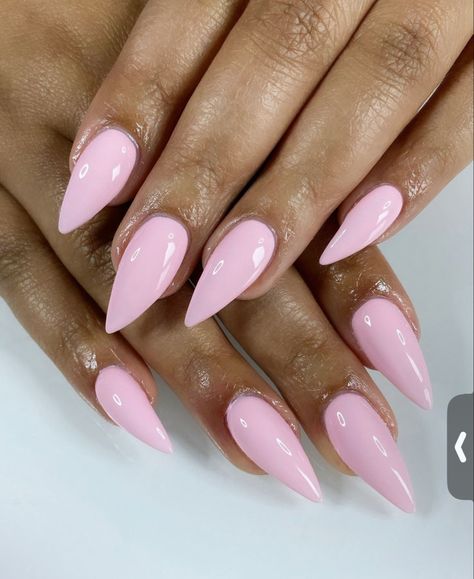 Light Pink Pointy Nails, Pointy Pink Nails, Almond Light Pink Nails, Light Pink Stiletto Nails, Pink Pointy Nails, Pointy Almond, Pink Stiletto Nails, Pointy Nails, Light Pink Nails