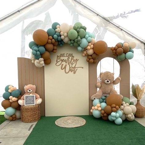 𝓜𝓪𝓻𝓲𝓮𝓵𝓪# | Teddy bears 🧸🤎💚🤎🤎!! Thanks @kaa93___ for the trust… | Instagram Teddy Bear Theme Decoration, Boho Bear Birthday Theme, Teddy Bear Birthday Backdrop, Teddy Bear Birthday Theme Decor, Teddy Theme Birthday Decoration, Bear Theme Birthday Decor, Teddy Bear Party Decor, Teddy Bear Decorations Ideas, Green Bear Baby Shower Theme