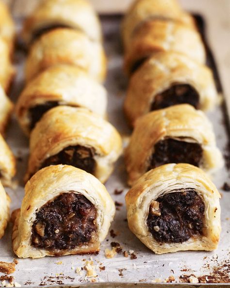 Pork and black pudding sausage rolls - The addition of black pudding, rosemary and walnuts will surely make these easy sausage rolls stand out at any picnic or drinks party. Vegan Sausage Rolls, Sausage Rolls Recipe, Scottish Recipes, Black Pudding, Meat Alternatives, Delicious Magazine, Vegan Sausage, Sausage Rolls, Picnic Foods