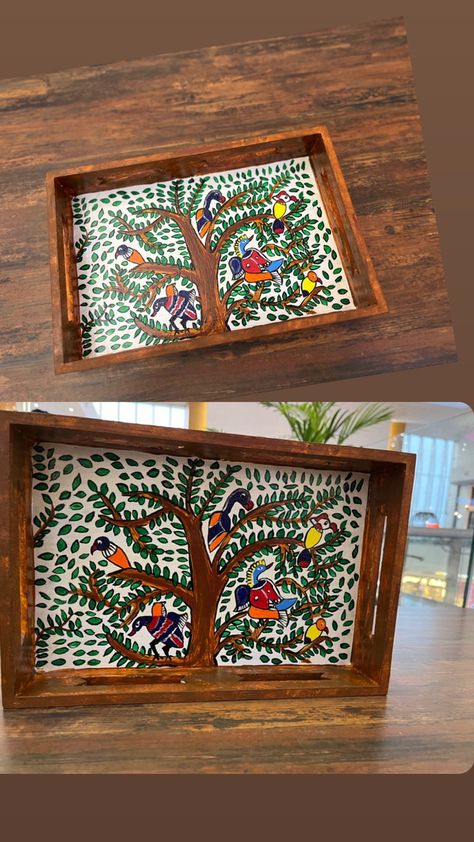 Painting On Wooden Tray, Wooden Tray Painting Ideas, Painting For House, Tray Painting, Madhubani Painting, Wooden Tray, Inspiration Art, House Painting, Amazing Art