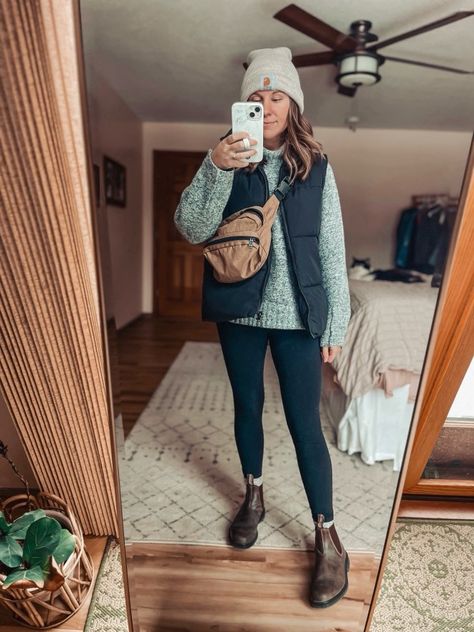 End of December Outfit Round-Up – Marissa Wears an Outfit Granola Girl Vest Outfit, Blundstones And Leggings, Vest Leggings Outfit, Brown Blundstone Outfit, Blundstone Outfit Winter, Turtleneck Outfit Black, Leggings Comfy Outfit, Blundstone Outfit Women, Blundstone Boots Outfit