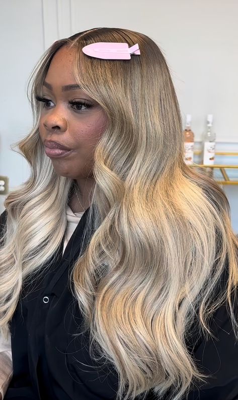 Blonde With Dark Roots Black Women, Blonde Hair Styles Black Women, Blonde Quick Weave Black Women, Honey Blonde Wig Black Women, Sew In Blonde, Coloured Wigs Black Women, Blonde Hair On Dark Skin, Braids Weave, Frontal Wig Hairstyles