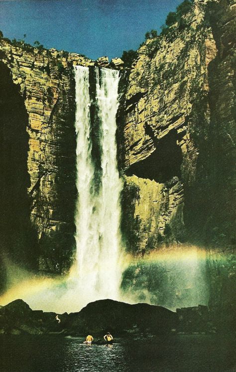 Vintage National Geographic Vintage National Geographic, Vintage Nature Photography, National Geographic Photography, Collage Techniques, Old Photography, National Geographic Magazine, Nature Posters, Vintage Landscape, Landscape Photos