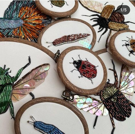 Beaded Bugs, Bugs Embroidery, Diy Bead Embroidery, Tambour Embroidery, Friend Crafts, Embroidery Template, Bead Embroidery Patterns, Embroidery Patterns Vintage, Bead Embroidery Jewelry