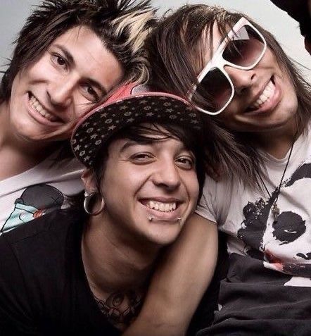 Jaime Preciado, Tony Perry, Kellin Quinn, Emo Guys, Pierce The Veil, Emo Bands, Music People, The Veil