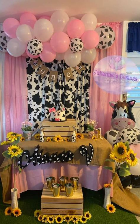 Cow Print Birthday Backdrop, First Birthday Themes Cow, Farm Theme 1st Birthday Girl, Cow Print Theme Birthday Party, Baby Girl Cow Baby Shower Ideas, Cow Decorations Party, Cow Themed 2nd Birthday Party, Cow Girl Baby Shower Ideas, Cow Theme Baby Shower Ideas Girl