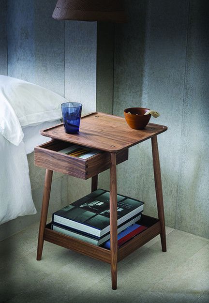 20-Contemporary-Nightstands-For-a-Modern-Master-Bedroom-7 20-Contemporary-Nightstands-For-a-Modern-Master-Bedroom-7 Bedroom Ideas Master Modern, Mid Century Modern Bedroom Decor, Contemporary Nightstand, Wood Furniture Design, Прикроватные Тумбочки, Night Stands, Modern Bedroom Decor, Wood Bedroom, Night Stand