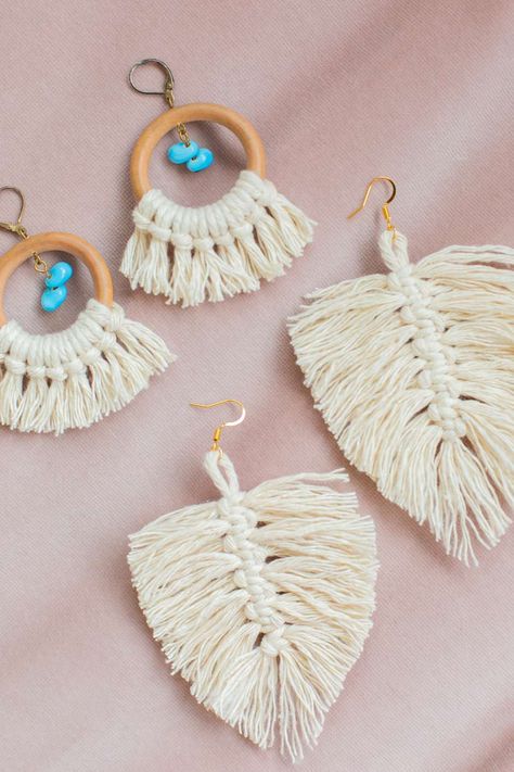 How to Make Macrame Earrings Two Ways Macrame Earrings Diy, Macrame Earrings Tutorial, Diy Macrame Earrings, Diy Earring Holder, Boho Jewelry Diy, Crochet Earrings Pattern, Feather Crafts, Macrame Patterns Tutorials, Diy Macrame