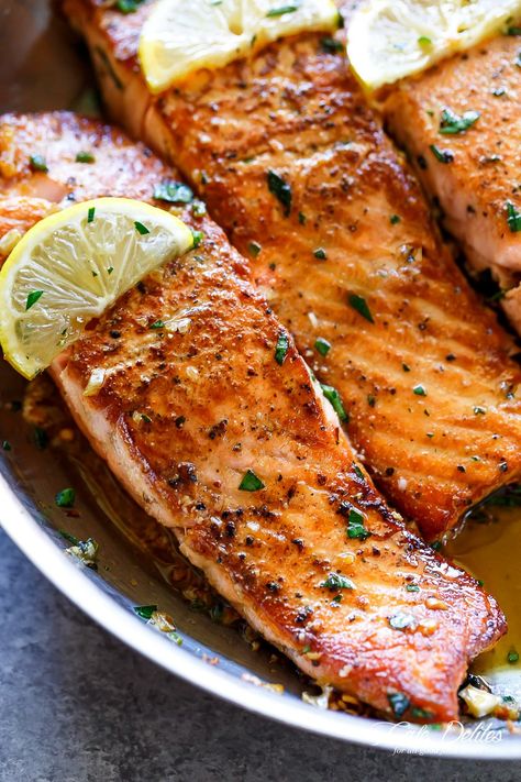 Lemon Garlic Herb Salmon is a deliciously easy salmon recipe, so simple to make, yet so delicious! Crispy on the outside, soft and tender on the inside! Garlic Herb Salmon, Low Carb Salmon Recipes, Salmon Recipe Pan, Herb Salmon, Seared Salmon Recipes, Lemon Garlic Butter Sauce, Salmon With Lemon, Salmon Recipes Pan Seared, Garlic Butter Salmon